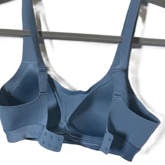 Lululemon Fine Form Bra Utility Blue UTYB - Size 32C - Picture 8 of 10